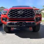 Front Demon Tow Hook Brackets D-Ring Shackles 88711 for 2009-2022 Toyota Tacoma – Vaizdas 5